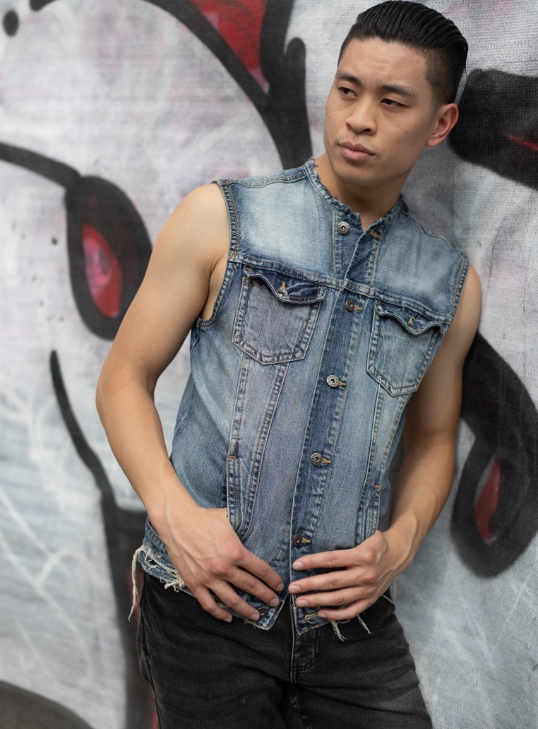 Alexander b Bounyavong