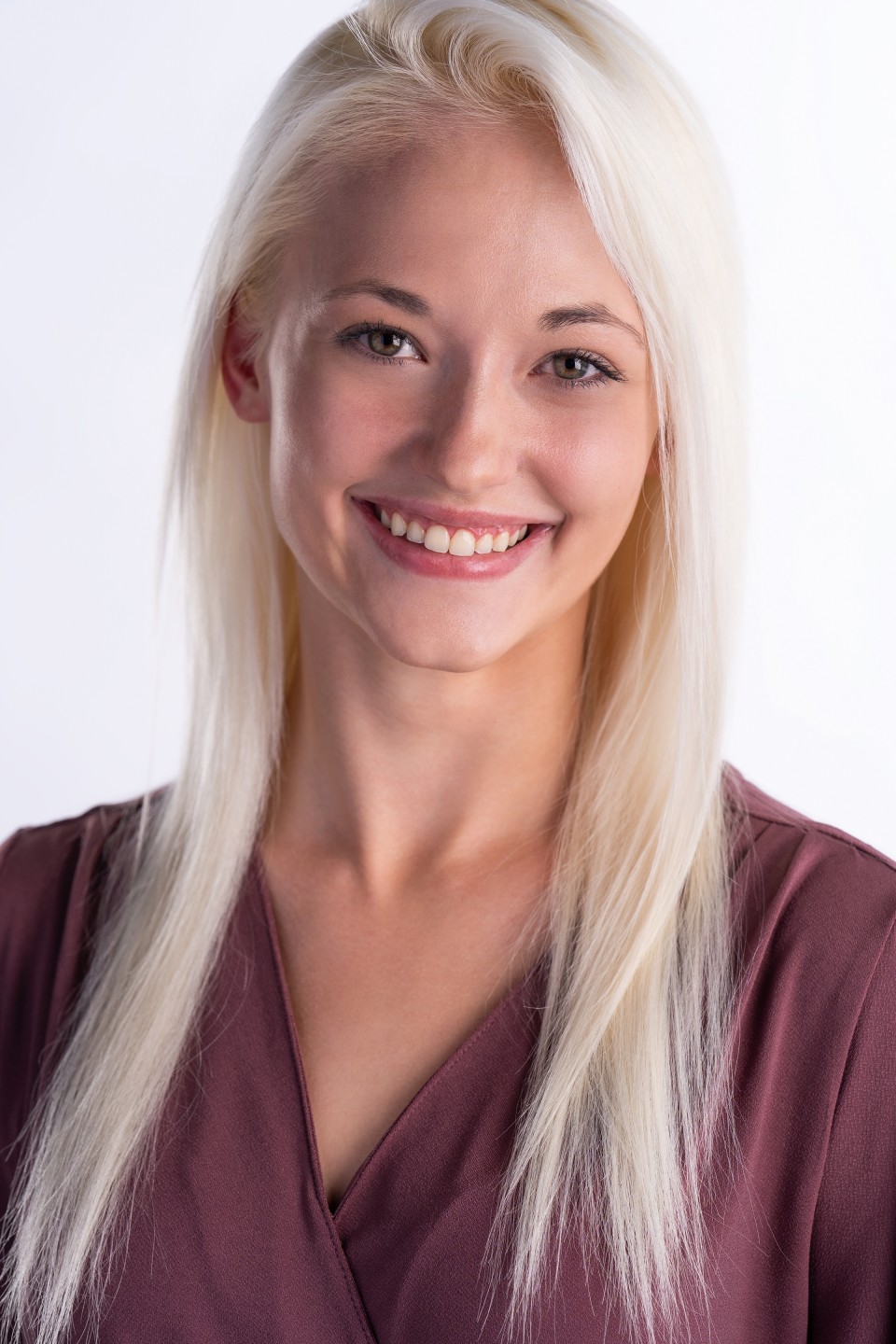 Nina Adams
