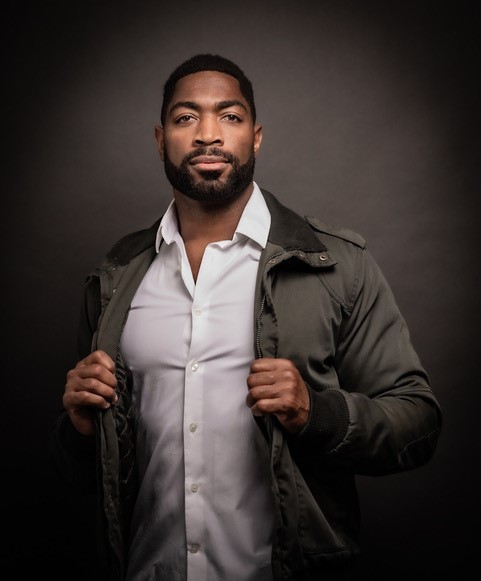 Robert  Daniels